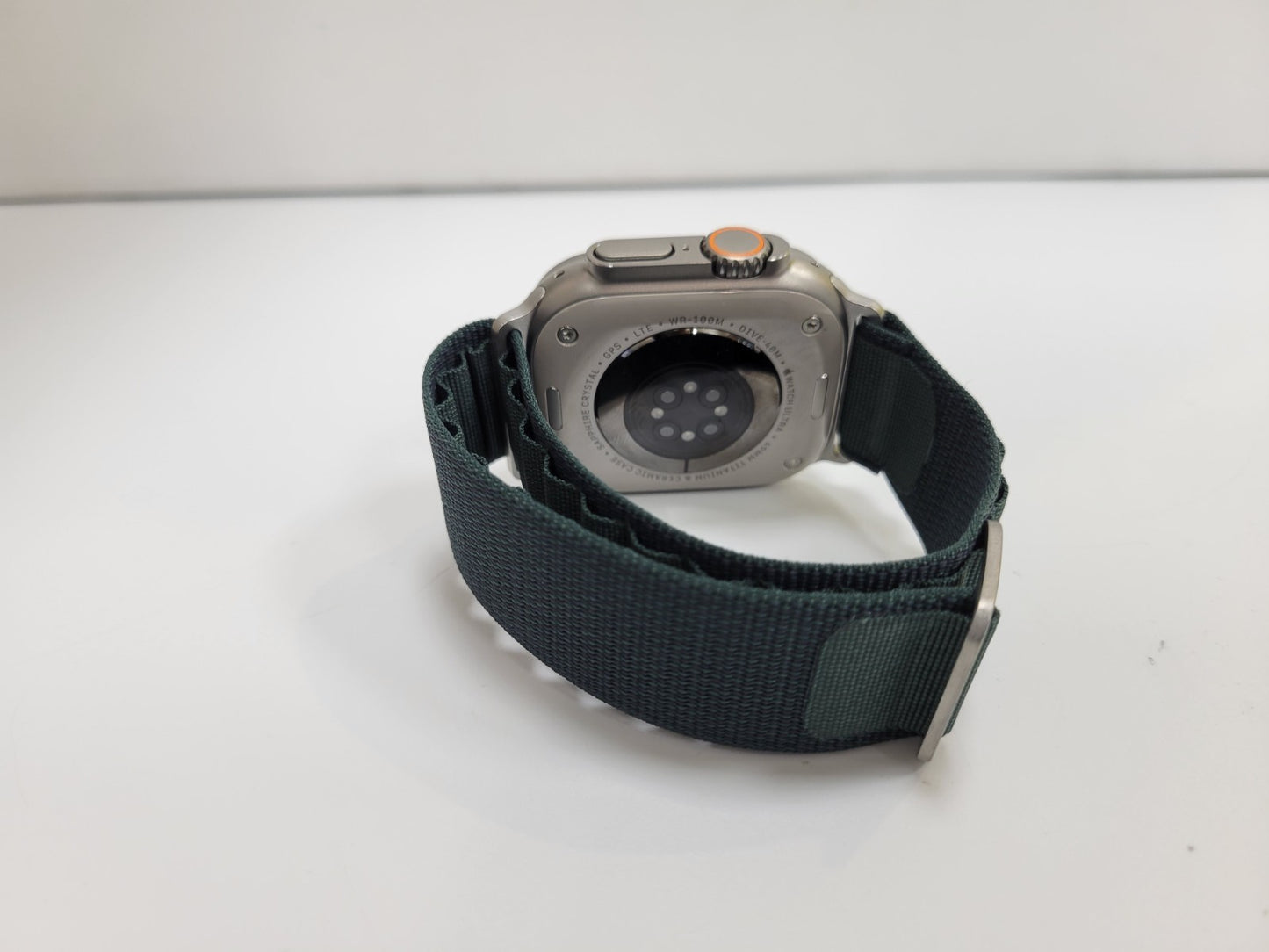 Apple Watch Ultra 2 2nd Generation GPS & Cellular 49mm - Titanium - Excellent