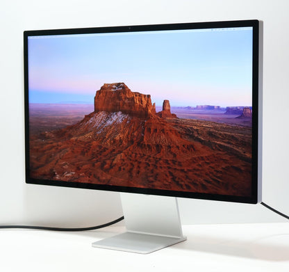 Apple Studio Display 5K Retina 27" MK0U3LL/A - Standard Tilt Stand