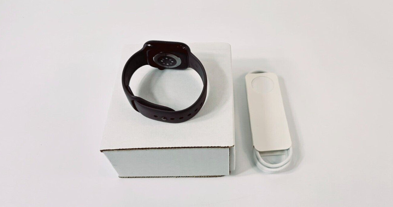 Apple Watch Series 10 GPS + Cellular 46mm Smartwatch Aluminium Case - Excellent