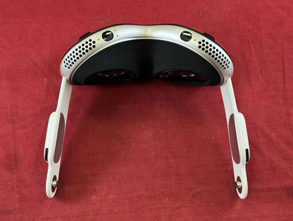 Apple Vision Pro VR Headset w/ Original Box 256GB - MQL83LL/A