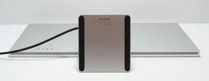 Apple Studio Display 5K Retina 27" MK0U3LL/A - Standard Tilt Stand